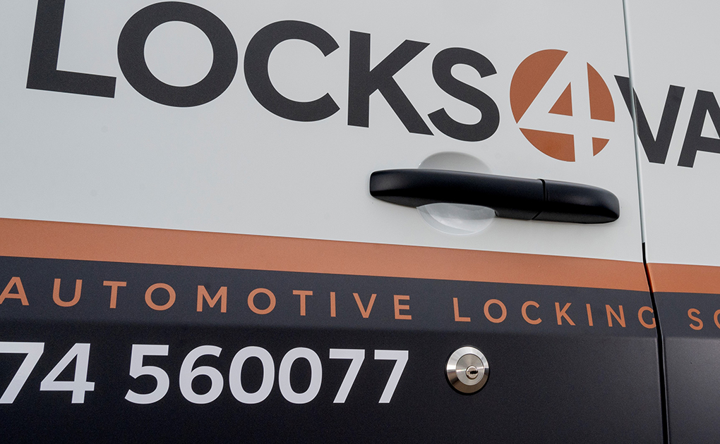 the L4V slamlock in situ on a van