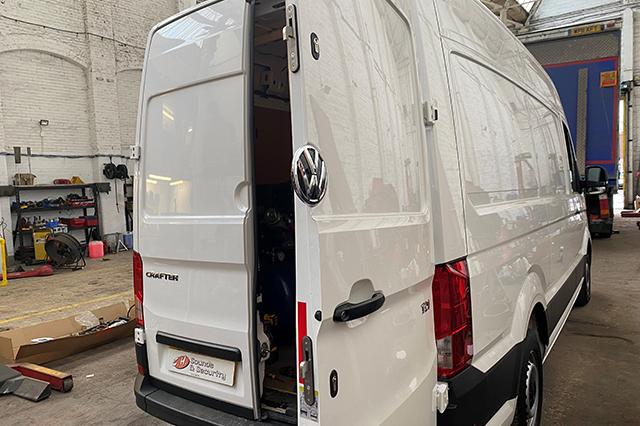 Man TGE Security L4V Hook Lock