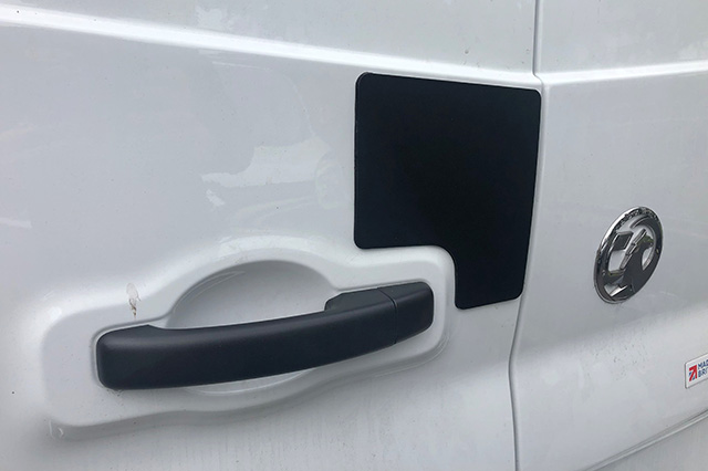 Nissan Primastar 2014 External Shielding