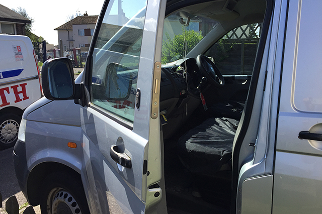 VW Transporter T6.1 Deadlock