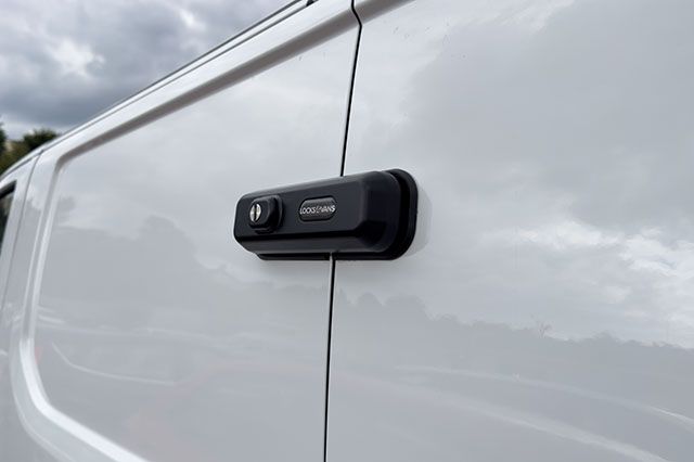 Maxus eDeliver 3 Statement Lock
