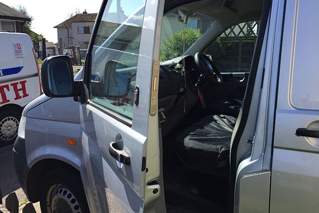 VW Transporter T5 Deadlock